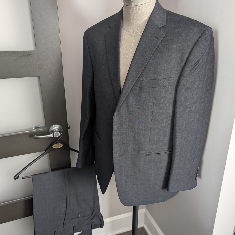 Sold/// Ralph Lauren Grey Suit 42S/36S